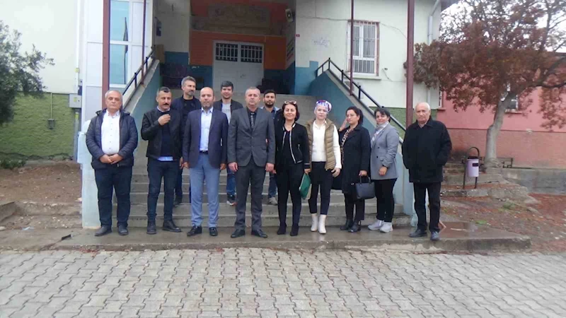 Öğretmen Yaşar Kemal, öğretmenlik yaptığı okulda anıldı
