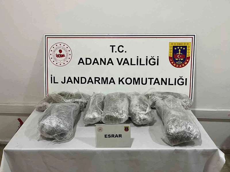 Otomobilde 6 kilogram uyuşturucu ele geçirildi
