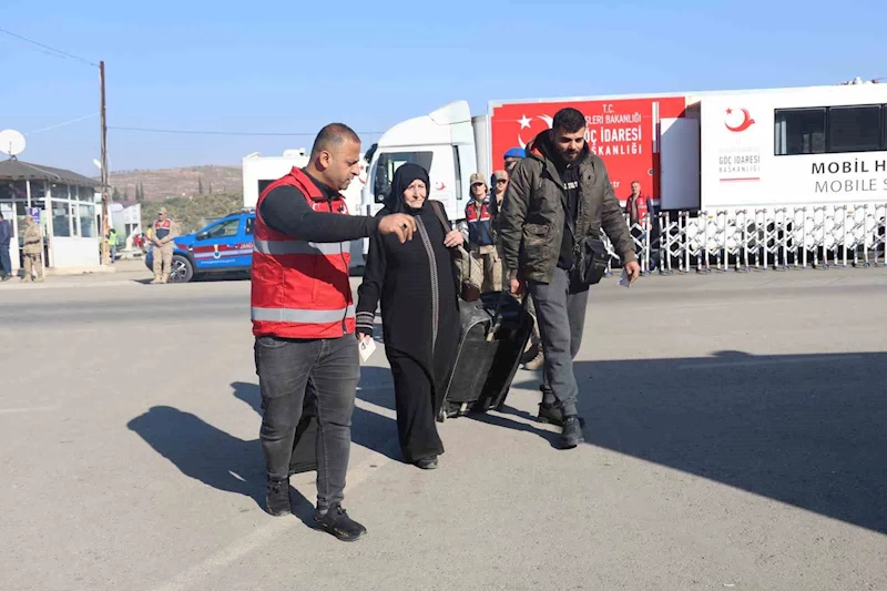 Türkiye’de 2 yıl yaşayıp ülkesine dönen İbrahim, “ Türk halkına çok teşekkür ederim"
