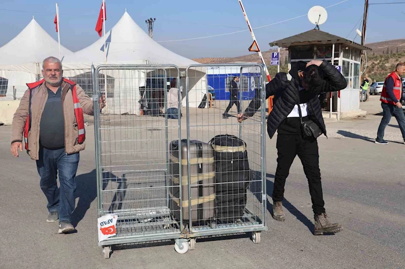 Türkiye’de 2 yıl yaşayıp ülkesine dönen İbrahim, “ Türk halkına çok teşekkür ederim"
