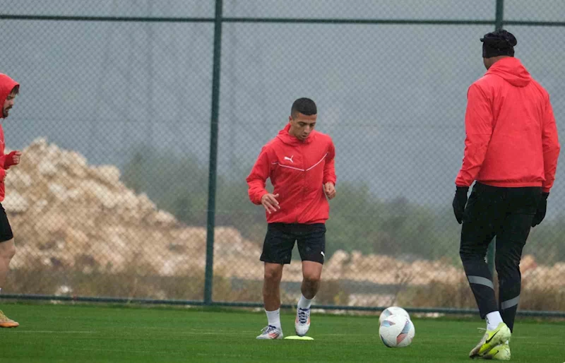 Atakaş Hatayspor, İskenderunspor maçı hazırlıklarına başladı
