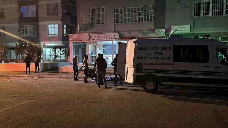 Sokakta yürüyen 18 yaşındaki genç, silahlı saldırıda öldürüldü
