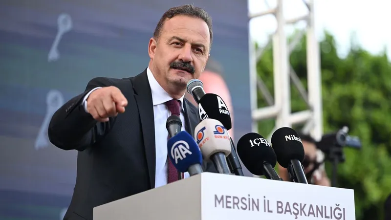 Yavuz Ağıralioğlu: Öcalan bin sene de geçse teröristtir!