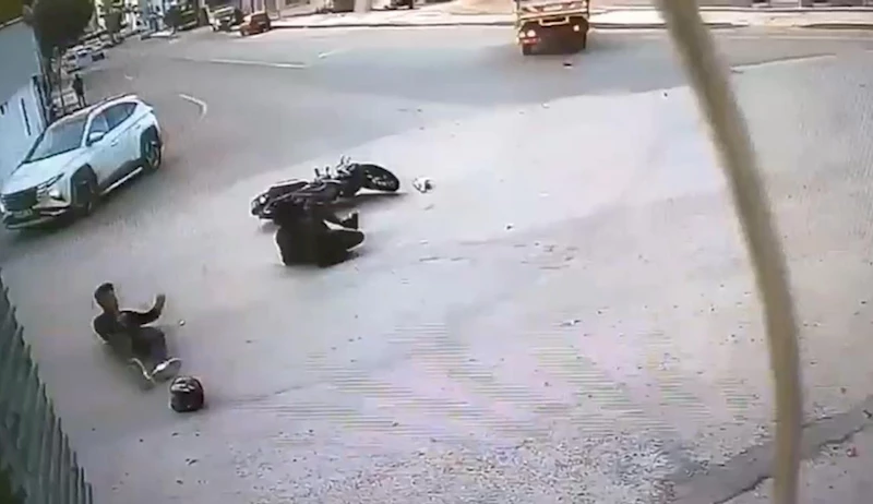 Ölümden saniyeyle kurtuluş: O anlar kamerada
