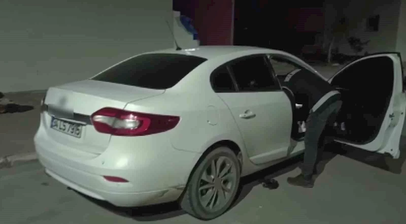 Adana’da 7 bin 335 paket kaçak sigara ele geçirildi, 520 bin TL’ye el konuldu
