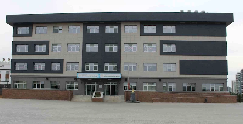 Kıratlı: "2025 yılında Mersin’de 48 yeni okul yapılacak"
