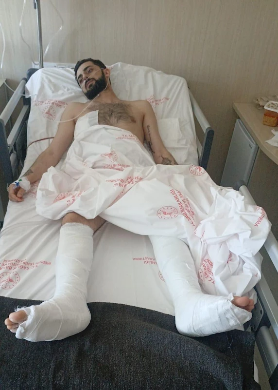 Mersin’de düşerek yaralandıktan sonra tutuklanan gencin yakınları tedavi sürecinin tamamlanmasını istiyor
