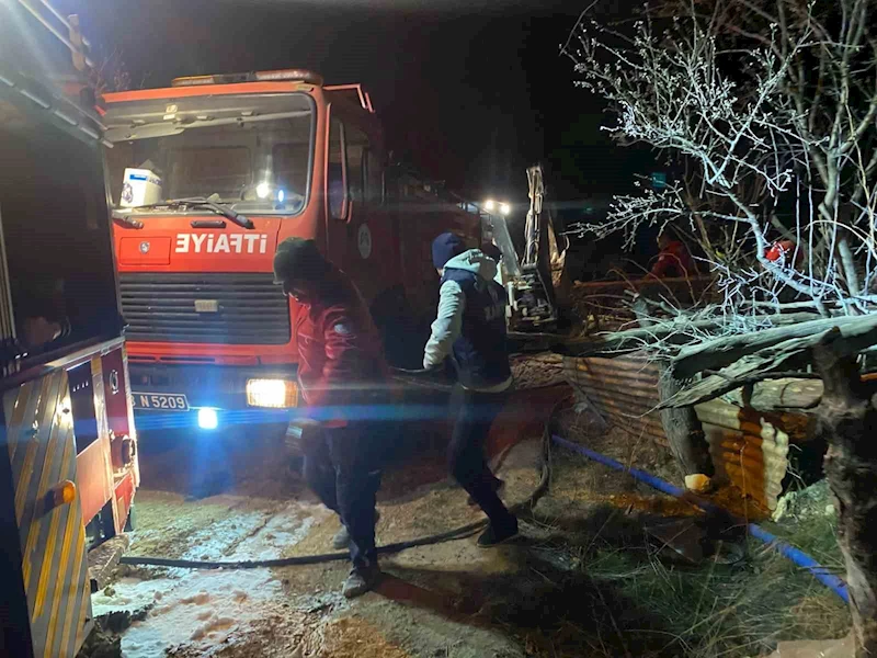 Mersin’de ev yangını: 1 ölü
