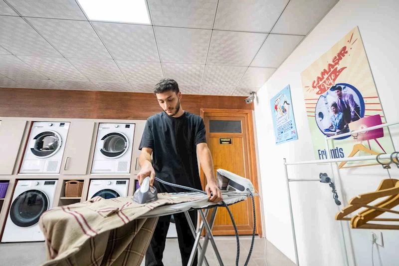 Mersin Büyükşehir Belediyesinin üniversiteli gençlere desteği sürüyor
