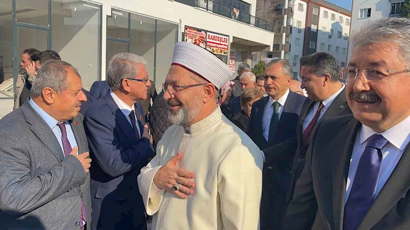 Erbaş, "Gençlik devletimizin en büyük hazinesi"
