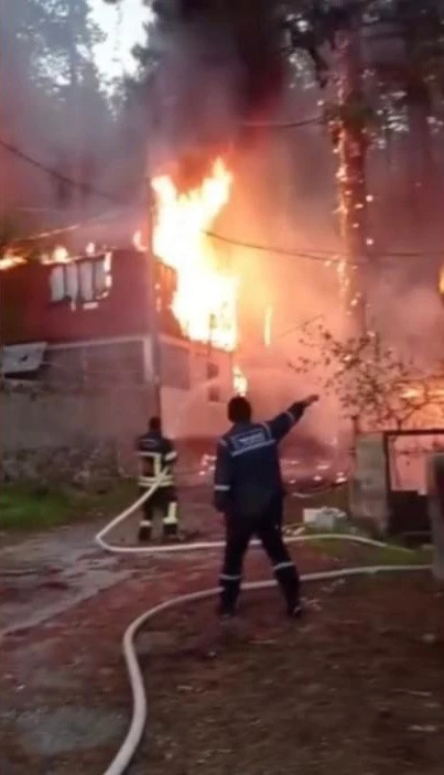 Osmaniye’de yayla evlerinde çıkan yangın paniğe neden oldu
