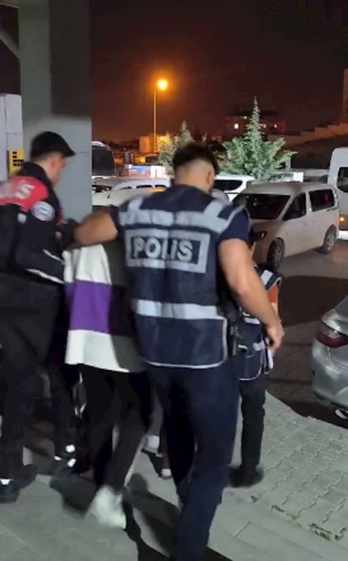 Hatay’da asayiş operasyonu: 5 tutuklama
