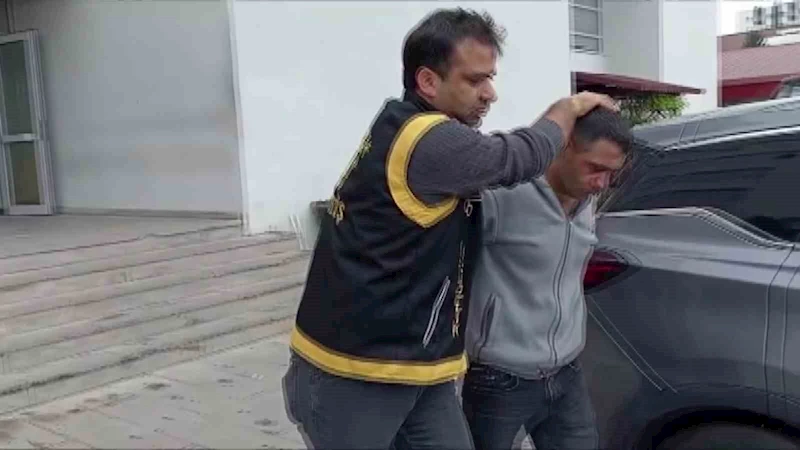 Arkadaşları eve bırakmayınca otomobil çaldı
