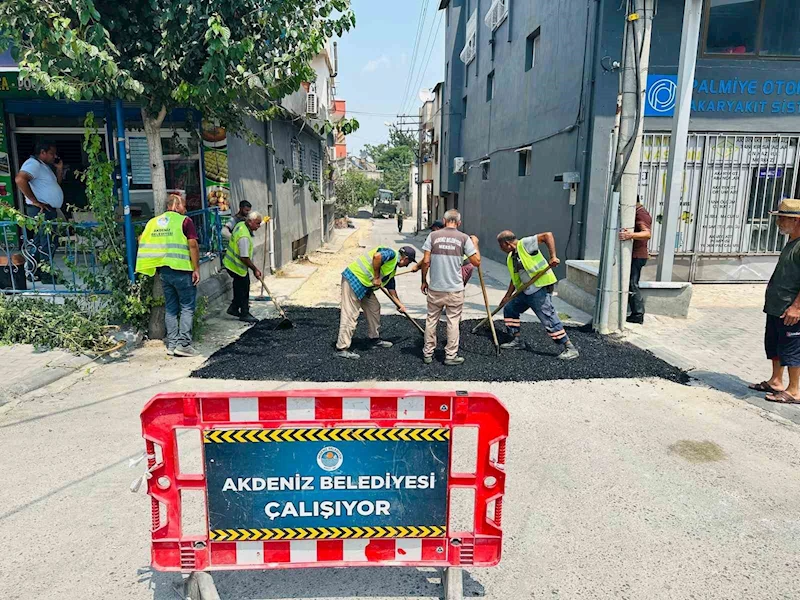 Akdeniz’in her mahallesine hizmet götürülüyor
