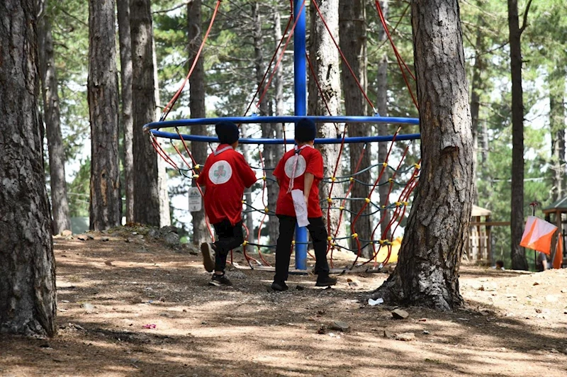Zorkun Yaylası Şenlik Tepesi’nde oryantiring heyecanı

