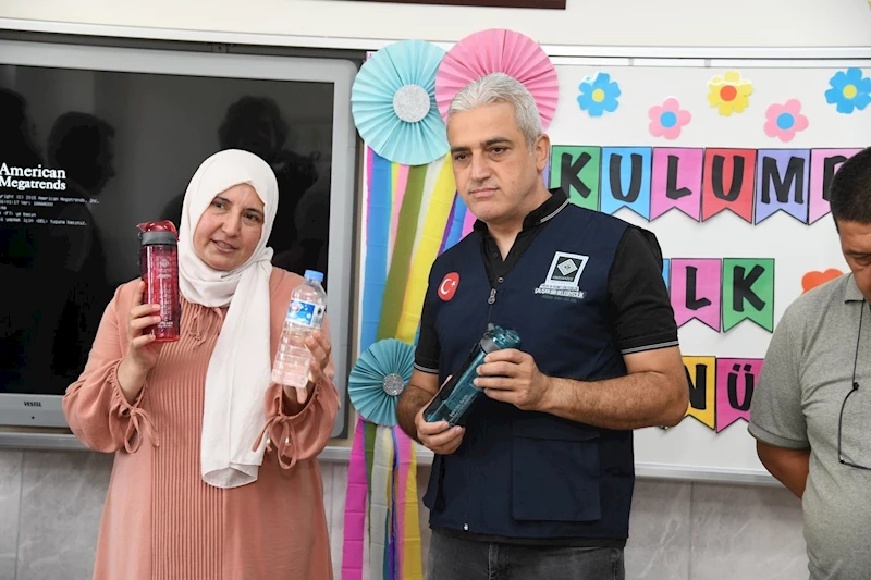 Osmaniye’de minik öğrencilere "Sıfır Atık" hediyesi
