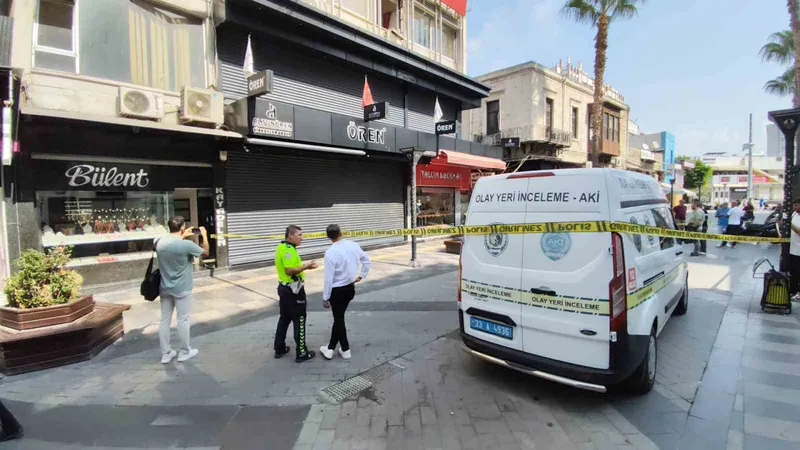 16 milyonluk soygun yaptılar, biri damda uyurken yakalandı: 4 tutuklama
