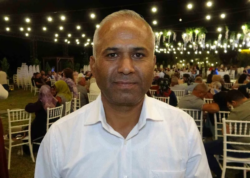 Kundakçı komşu yüzünden yarım kalan düğün imece usulü yapıldı
