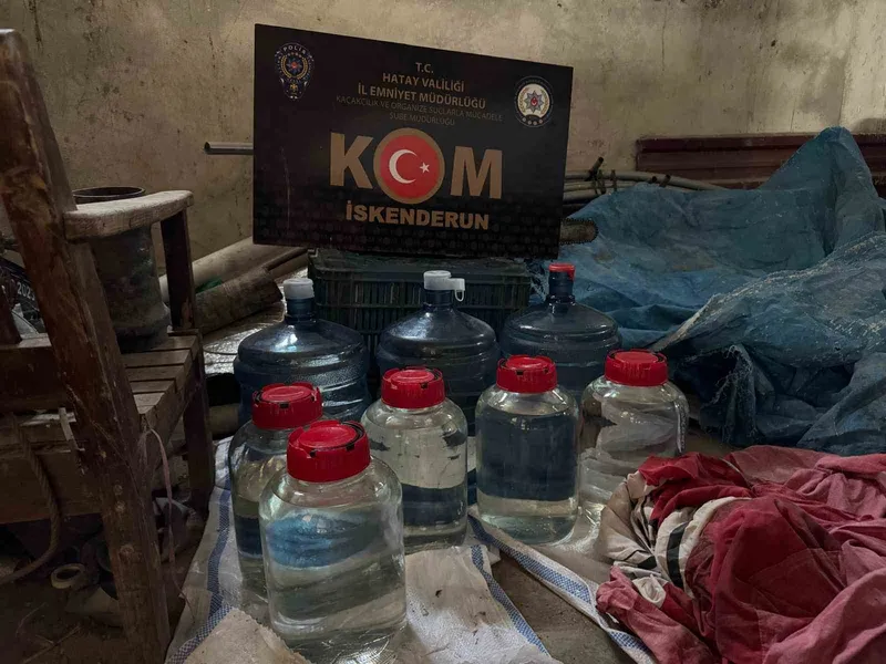Hatay’da sahte içki ve kaçakçılık operasyonu
