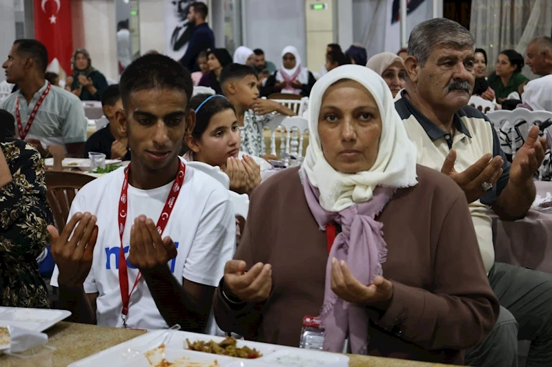 Hatay’da 94 engelli vatandaş umre görevi için kutsal topraklara uğurlandı
