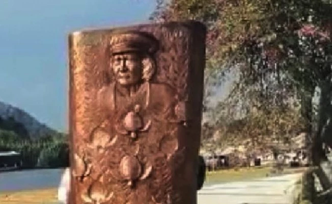 Environmental monument built in memory of ‘Captain June, Mother of Carettas’